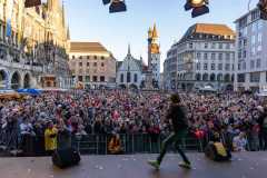 fasching-muenchen-2023-mickie-krause-stachus-marienplatz-41