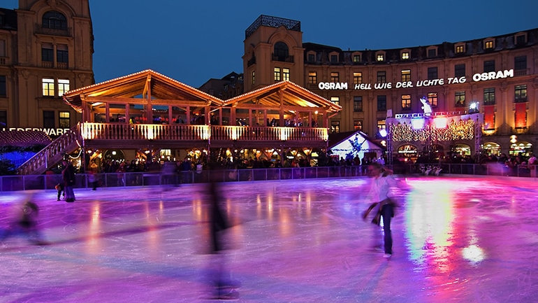 Münchner Eiszauber am Stachus