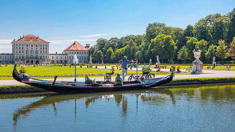 Nymphenburger Kanal: die Gondeln fahren wieder