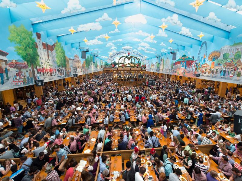 Wiesn im Sommer? Umfrage zeigt, wie Deutsche dazu stehen