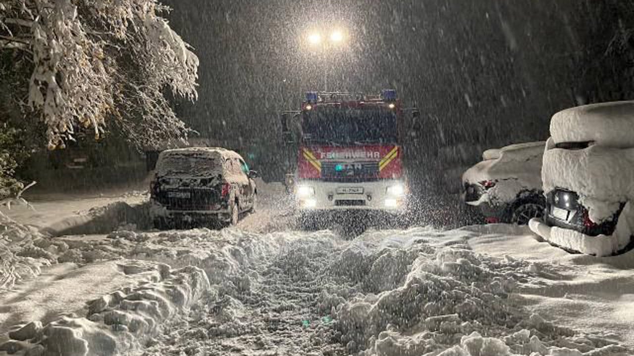 Schneechaos: Zugverkehr in Bayern weiter eingeschränkt